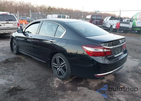 2017 Honda Accord Sport z USA, uszkodzony, nr VIN 1HGCR2F53HA250129